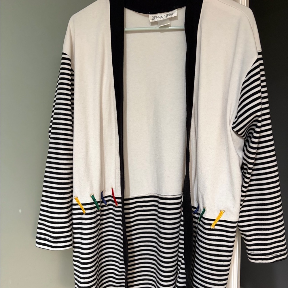 Donna Toran black and white spirited cardigan size small